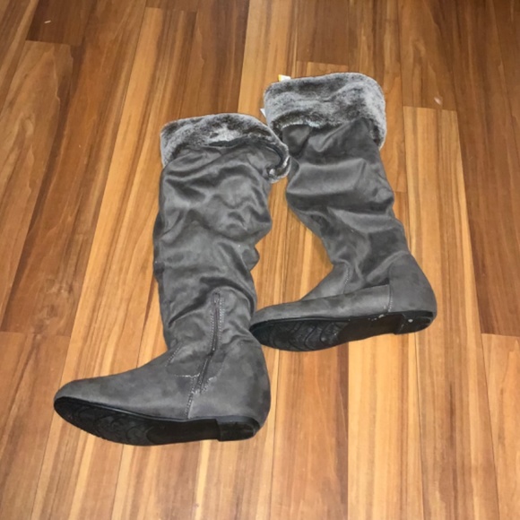 Women’s New With Tags Thinsulate Boots Size 8 - Picture 3 of 5